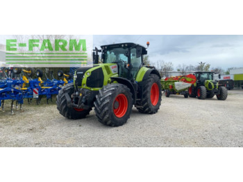 Tracteur agricole CLAAS Axion