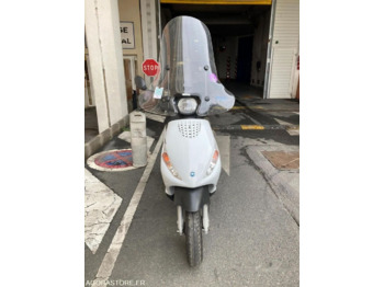 Piaggio ZIP - Motocyclette
