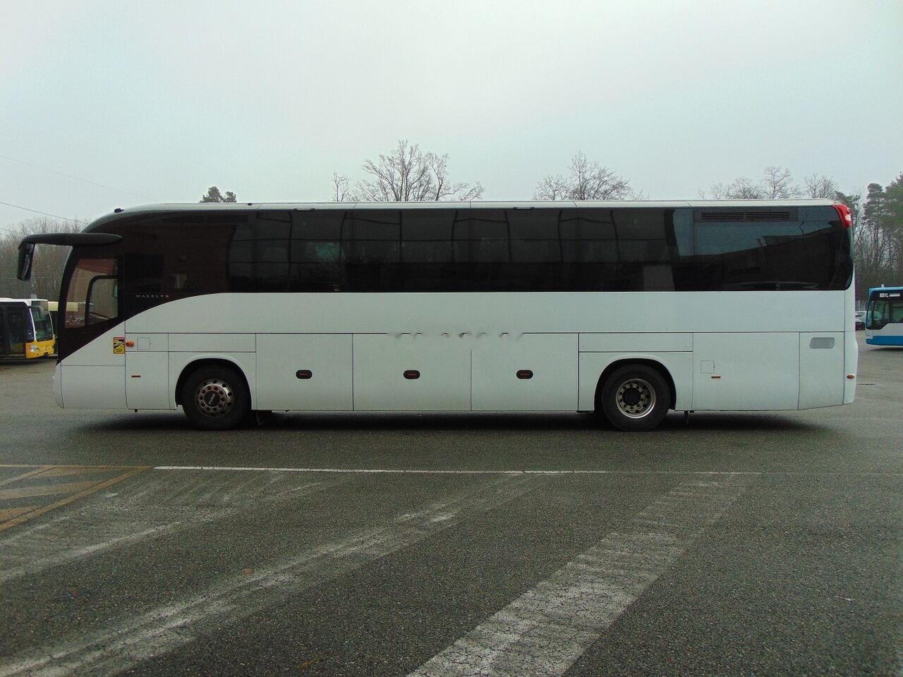 Bus interurbain IVECO MAGELYS: photos 4