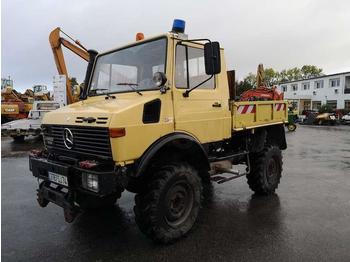 Mercedes UNIMOG 1200 - Camion grue