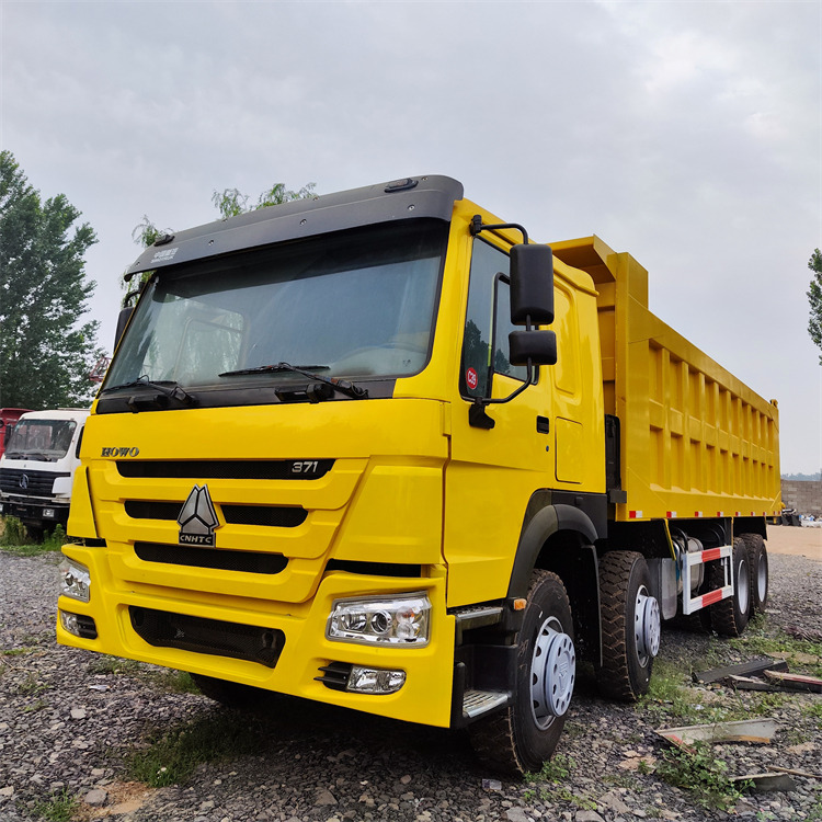 Camion benne HOWO HOWO371 8x4-Tipper: photos 3