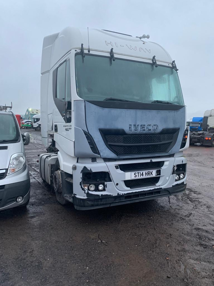Camion IVECO STRALIS EURO 5 460 & 500 BREAKING FOR SPARES: photos 4