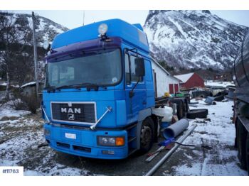 Camion porte-conteneur/ Caisse mobile MAN 26.463: photos 1