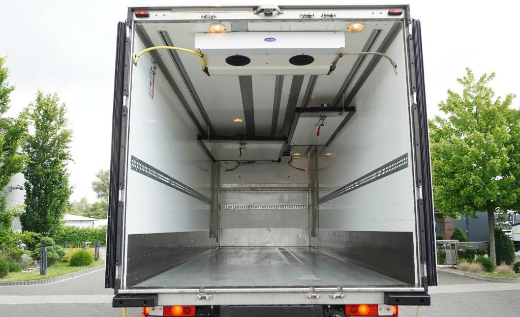 Camion frigorifique RENAULT T430 E6 Refrigerator/ ATP/FRC / 4x2 / Bittemperature / 19 pallets: photos 21