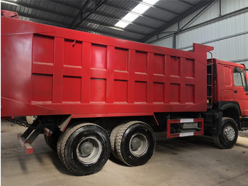 Camion benne pour transport de équipements lourds SINOTRUK Howo Dump truck 371: photos 3