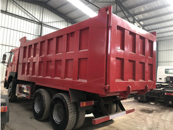 Camion benne pour transport de équipements lourds SINOTRUK Howo Dump truck 371: photos 5