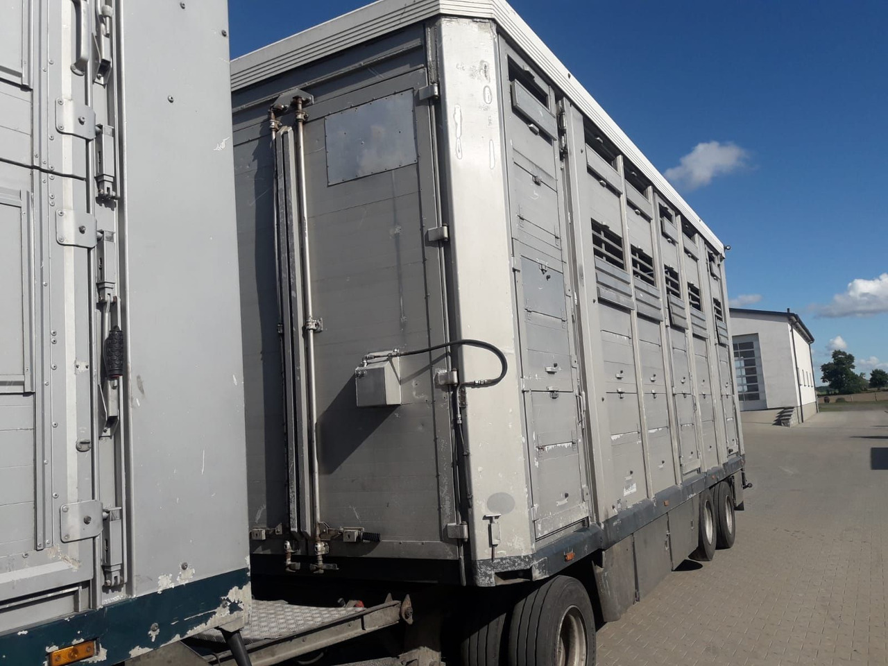 Crédit-bail de Volvo FH 12 Animal transporter Volvo FH 12 Animal transporter: photos 5