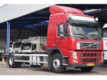Camion porte-conteneur/ Caisse mobile Volvo FM 330 / EEV Euro 5 / Globetrotter / Renova: photos 1
