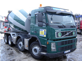 VOLVO FM400 - Camion malaxeur