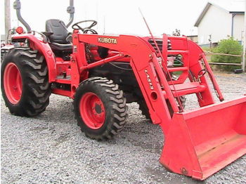 Kubota L3430 Tractor - Chargeuse sur pneus