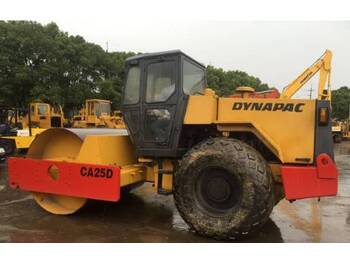 Compacteur à pieds de mouton/ monocylindre Dynapac CA25D