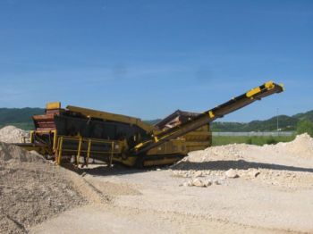 KEESTRACK Deutz Explorer 1800 - Crible