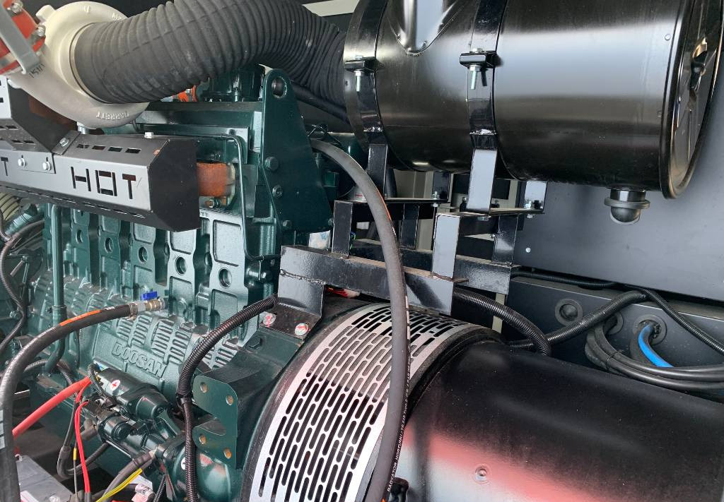 Crédit-bail de Doosan engine P126TI-II - 330 kVA Generator - DPX-15552  Doosan engine P126TI-II - 330 kVA Generator - DPX-15552: photos 12