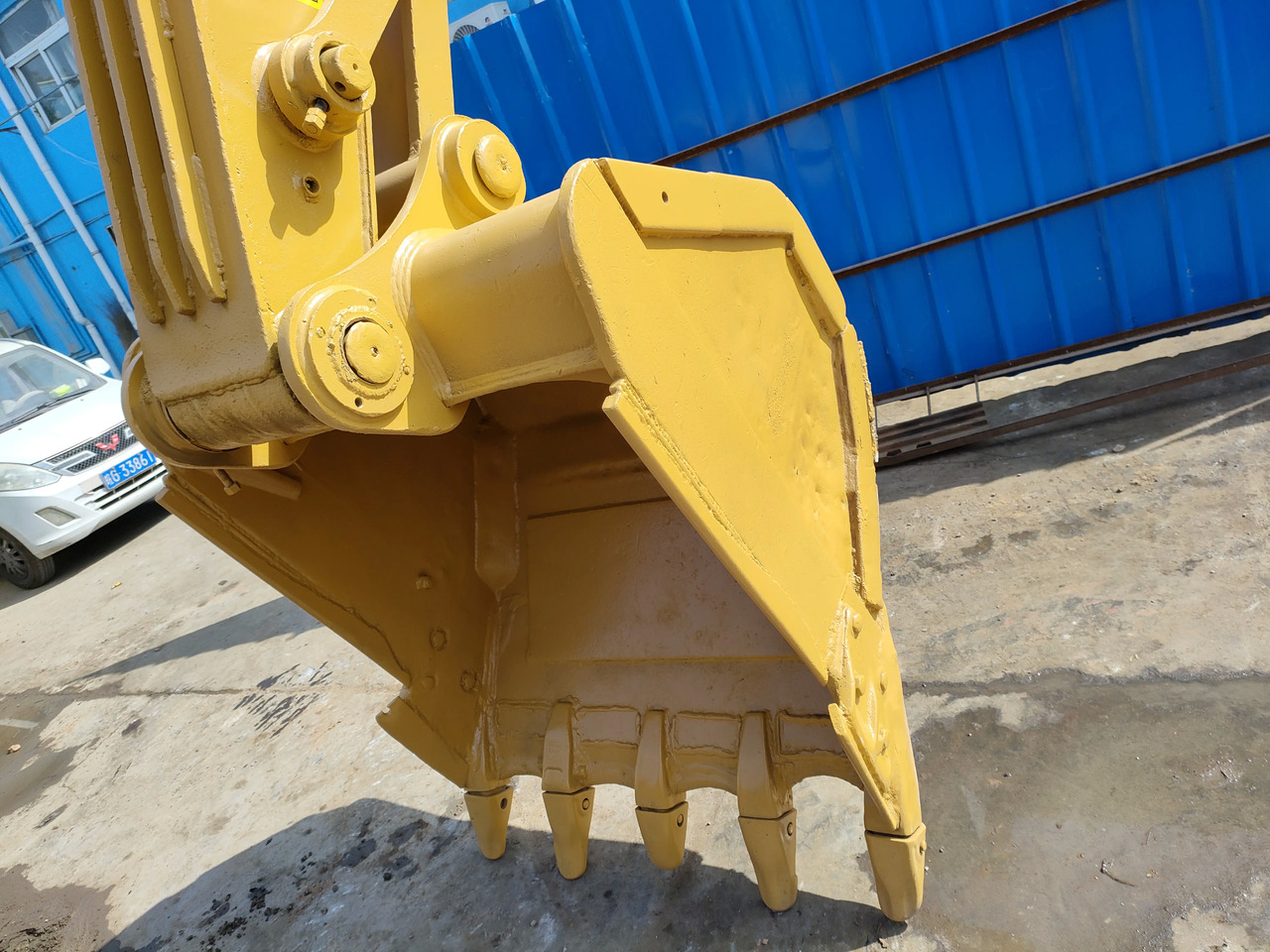 Pelle sur chenille High Quality Second Hand Digger Caterpillar Used Excavators Cat 320d2,320d,320dl For Sale In Shanghai: photos 6