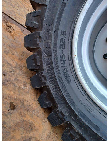 Pelle sur pneus Komatsu PW158-11E0: photos 6