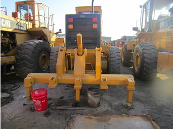 Niveleuse CATERPILLAR 140H