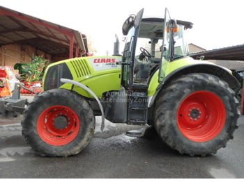Tracteur agricole Claas Axion 810: photos 1