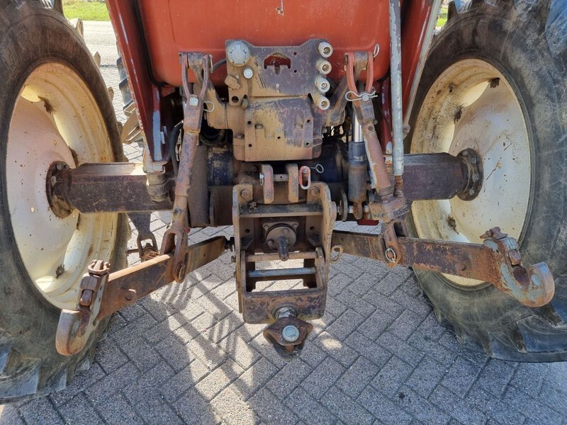 Tracteur agricole Fiat 100-90: photos 8