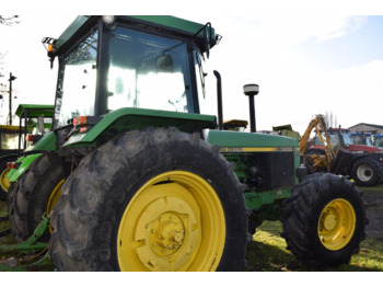 Tracteur agricole John Deere 3650: photos 3