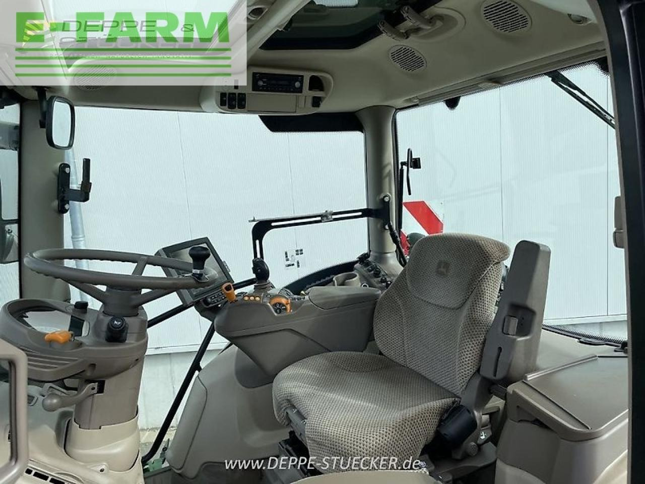 Tracteur agricole John Deere 6145r directdrive: photos 7