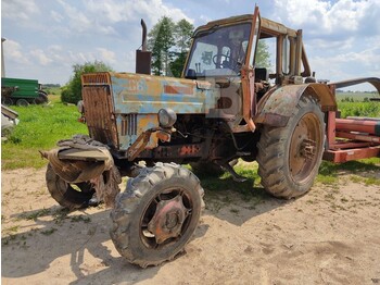 MTZ MTZ T82 - Tracteur agricole