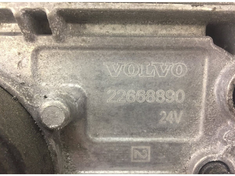 Système d'échappement Volvo B7R (01.06-): photos 5