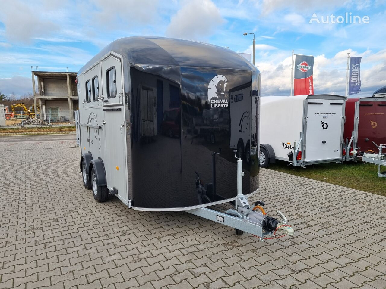 Van chevaux neuf Cheval Liberté Maxi 3 Minimax trailer for 3 horses GVW 3500kg tack room saddle: photos 3