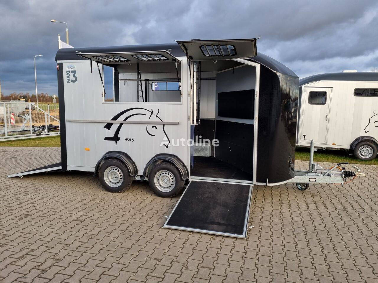 Van chevaux neuf Cheval Liberté Maxi 3 Minimax trailer for 3 horses GVW 3500kg tack room saddle: photos 29