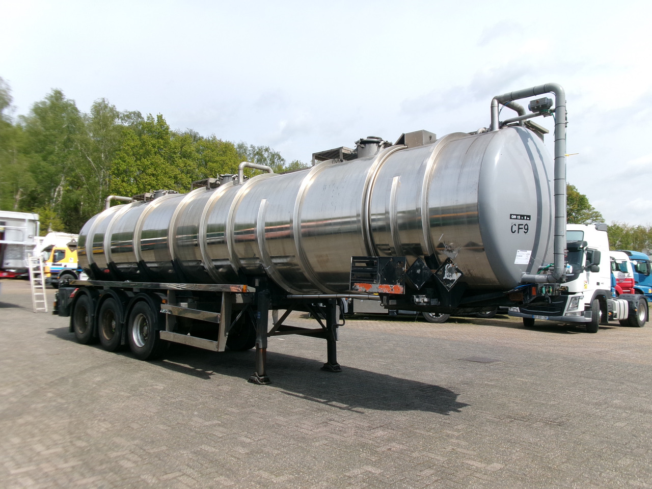 Semi-remorque citerne pour transport de produits chimiques Clayton Chemical tank inox 30 m3 / 1 comp: photos 2