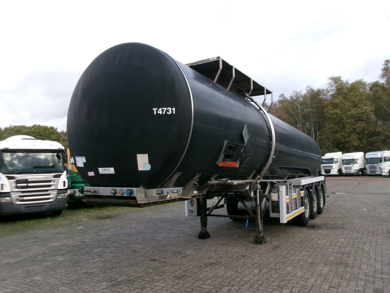 Crédit-bail de Crossland Bitumen tank inox 33 m3 / 1 comp + ADR L4BN Crossland Bitumen tank inox 33 m3 / 1 comp + ADR L4BN: photos 1