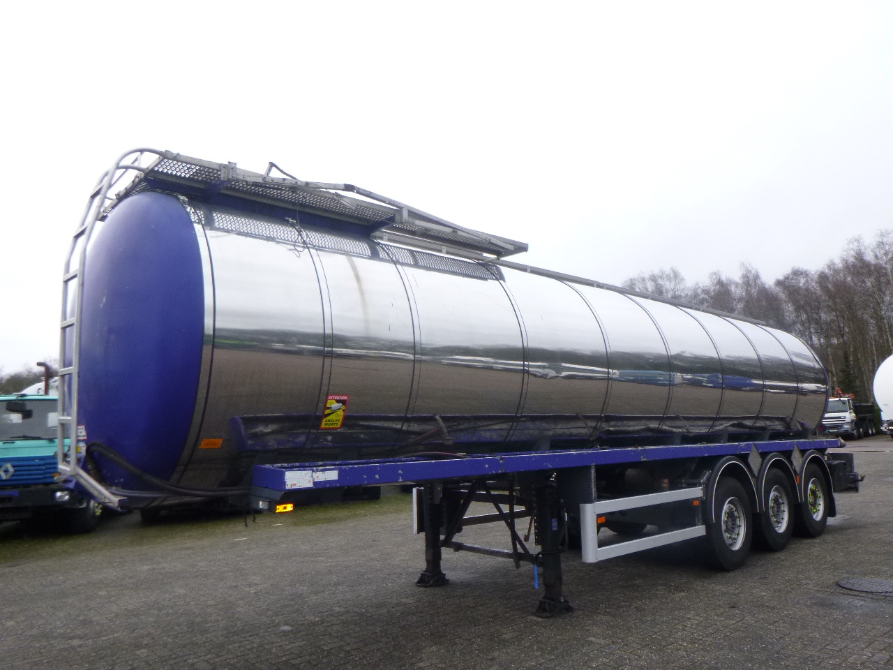 Crédit-bail de EKW Heavy oil tank inox 32.6 m3 / 1 comp EKW Heavy oil tank inox 32.6 m3 / 1 comp: photos 1