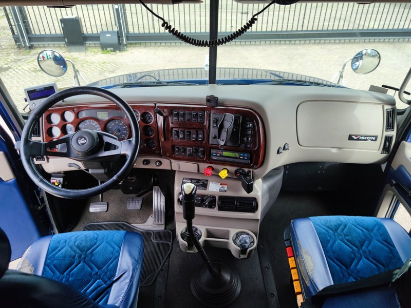 Tracteur routier MACK Vision CX613 6x4 SleeperCab - SpecialPaint - Belgium Registration (T1266): photos 13