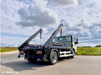 Camion multibenne FUSO