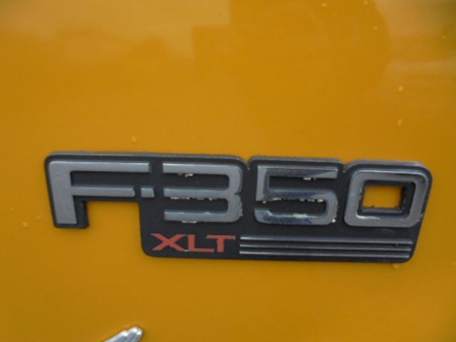 Remorqueuse Ford USA F-350: photos 17