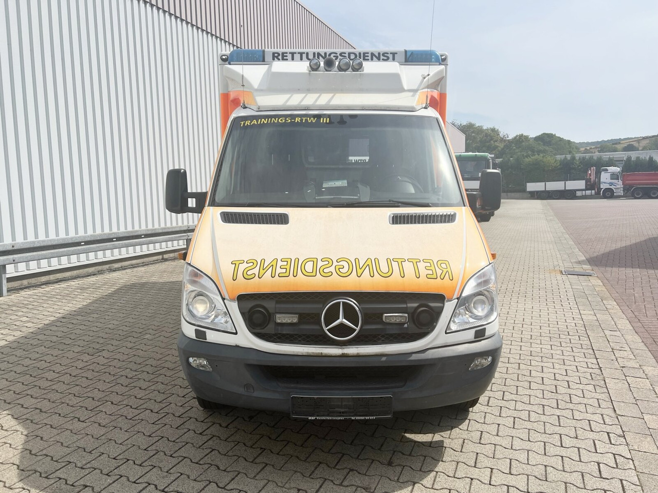 Ambulance Mercedes-Benz Sprinter 516 CDI 4x2 Sprinter 516 CDI 4x2, Rettungswagen, Bi-Xenon: photos 8