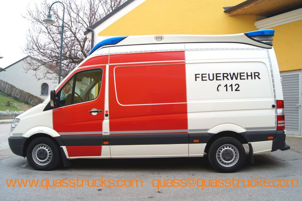 Ambulance Mercedes-Benz Sprinter  II 417 CDI/TÜV/RETTUNGSWAGEN/Automatik: photos 2