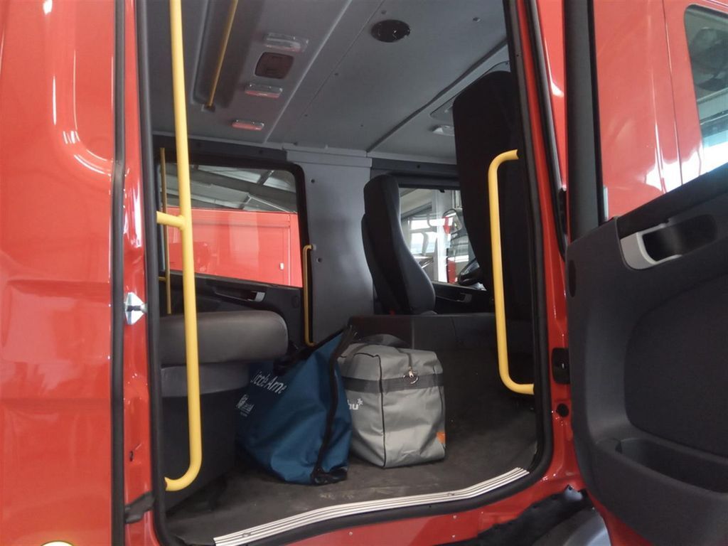 Camion de pompier Scania P320 4x4 - WERK - FEUERWEHR - ABROLLER - mit ANH: photos 20