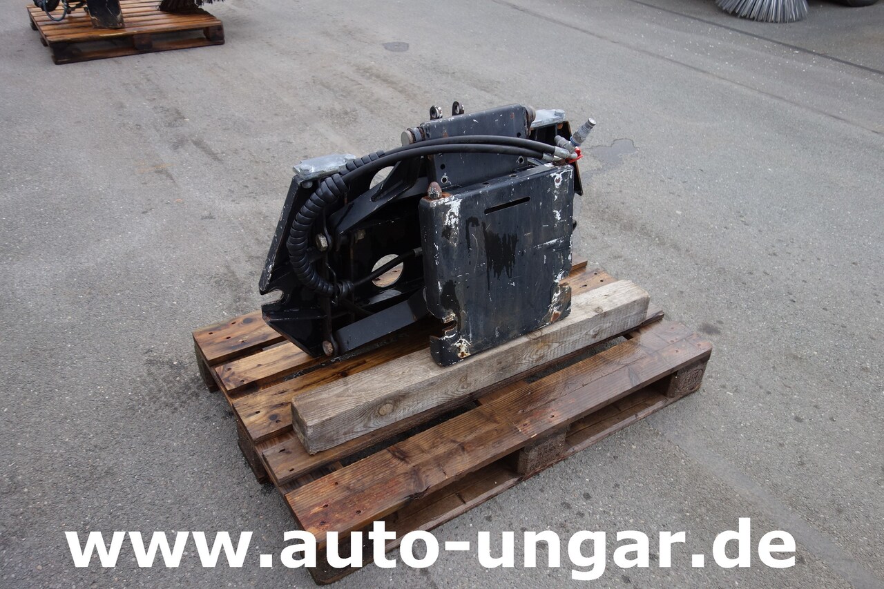 Tracteur communal Unimog Multicar Frontanbau Adapterplatte Frontkraftheber Unimog-Multicar: photos 12