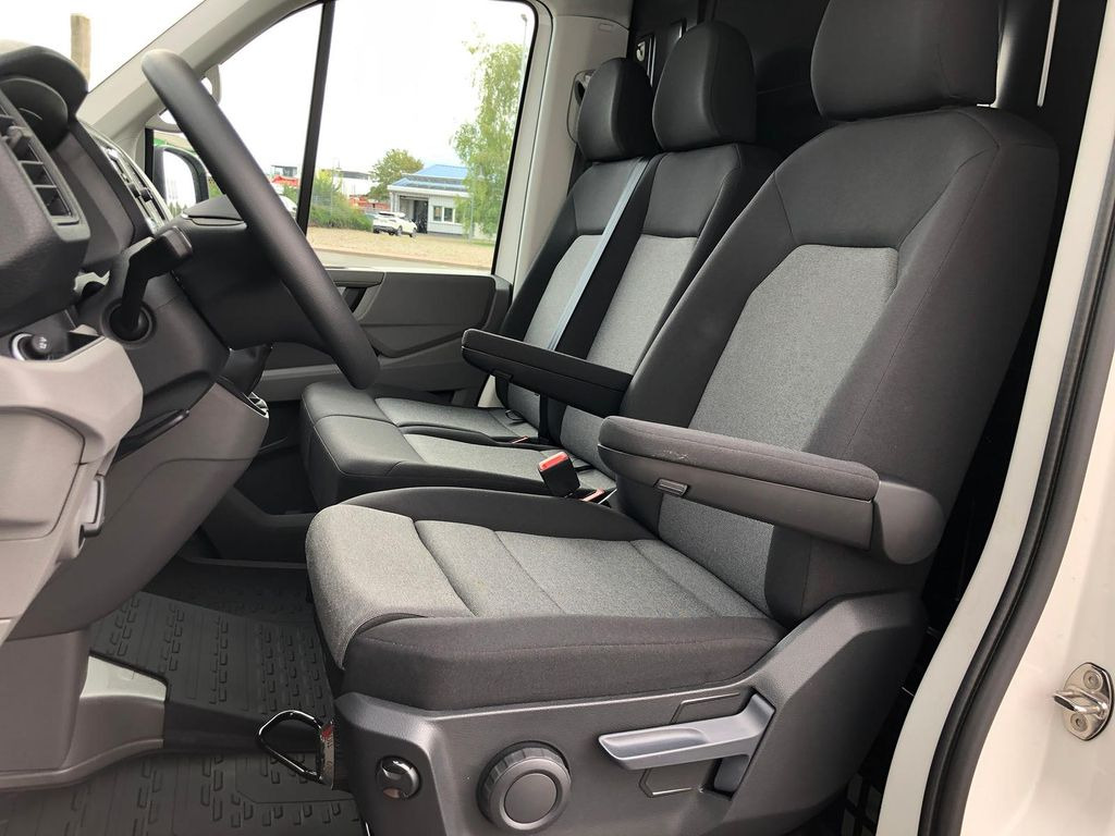 Fourgon utilitaire Volkswagen Crafter Kasten 35 L3H2 4MOTION LED PDC: photos 15