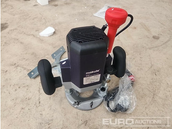 Unused Makute ER001 2100W 240 Volt 12mm Router (3 of) - Équipement de garage: photos 1