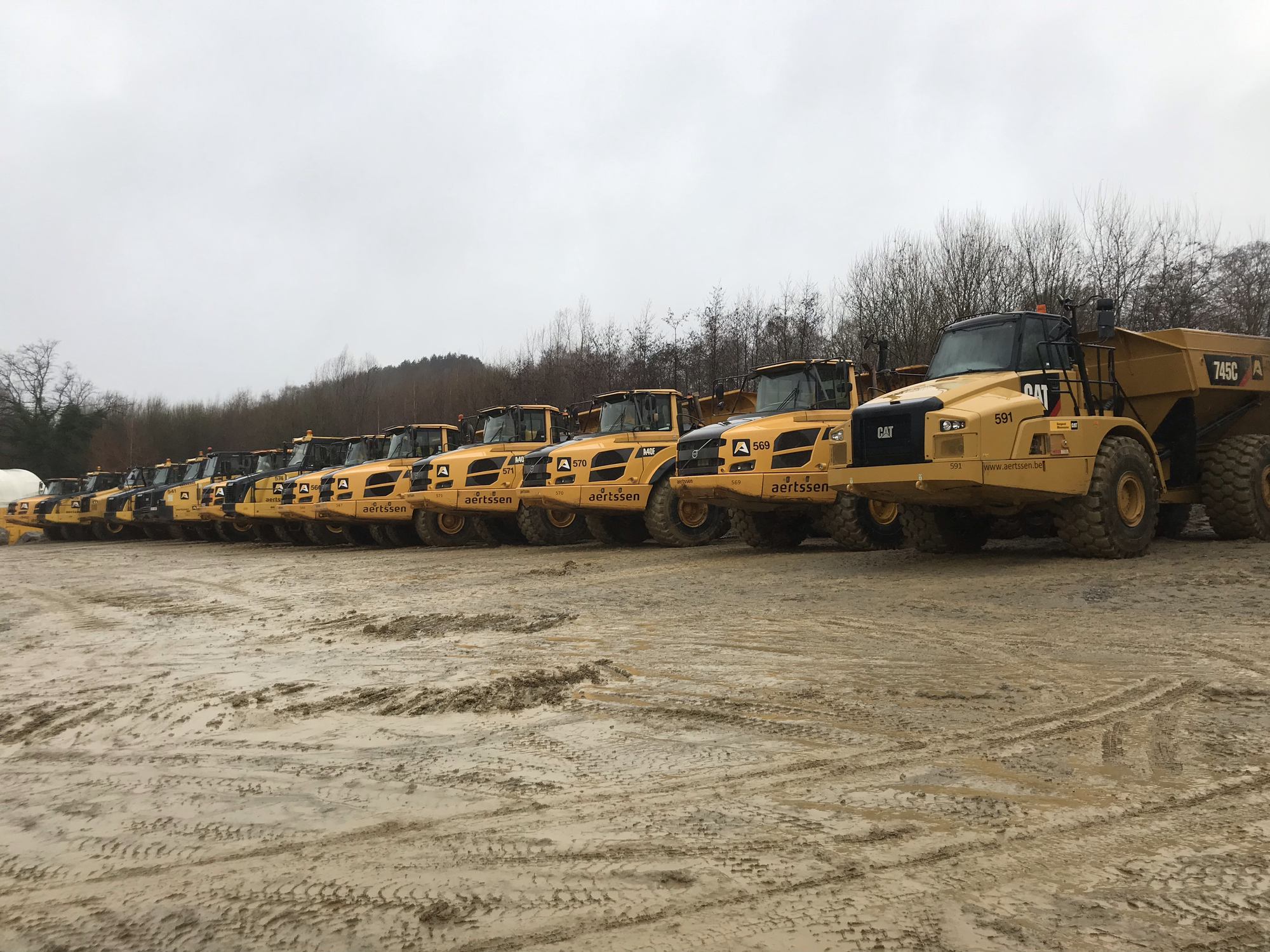 Aertssen Trading NV - Engins de chantier HITACHI EX1200 - Année: 2019, air conditionné undefined: photos 4