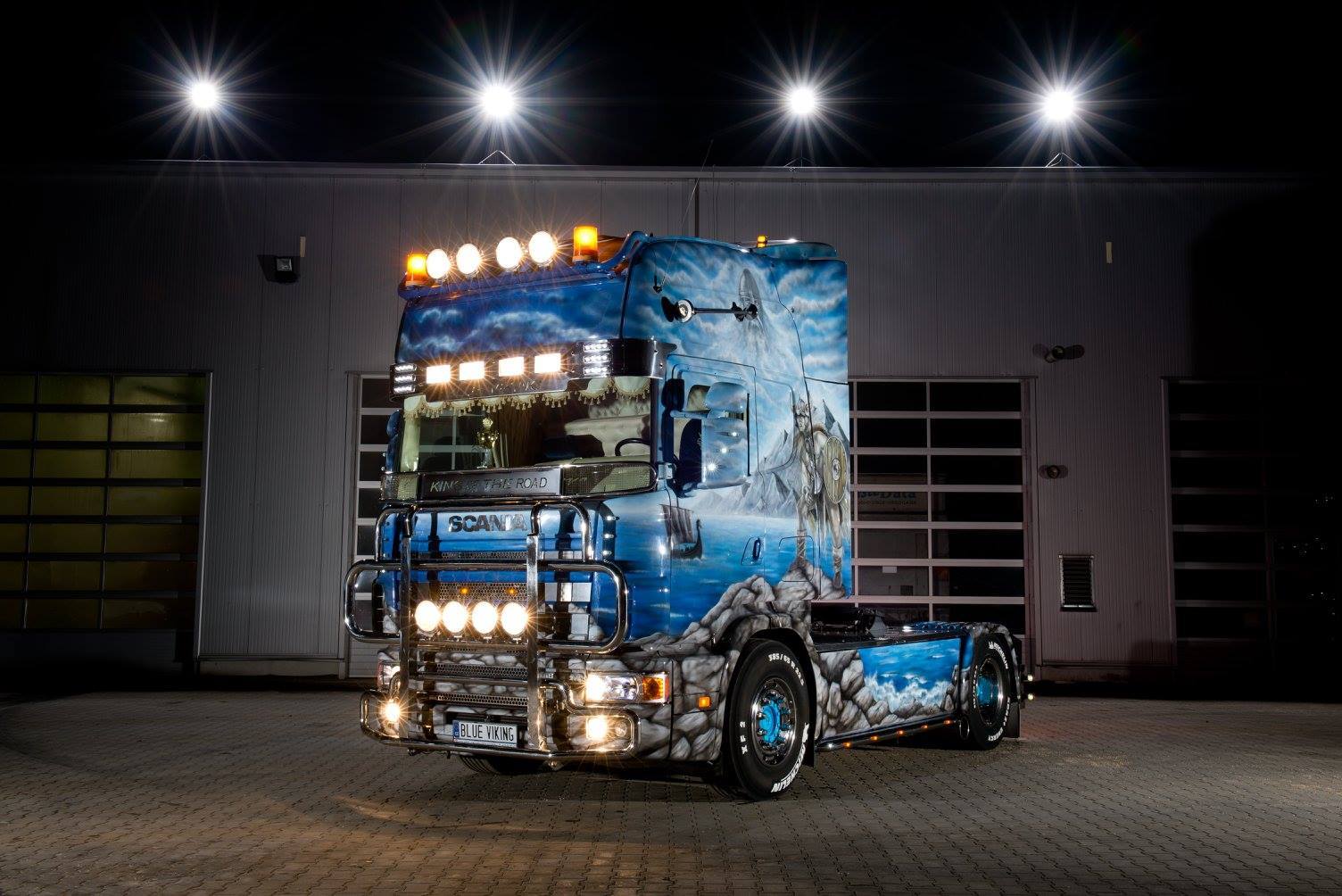 Dvorak-Trucks GmbH - Camions bennes - Euro 2 undefined: photos 1