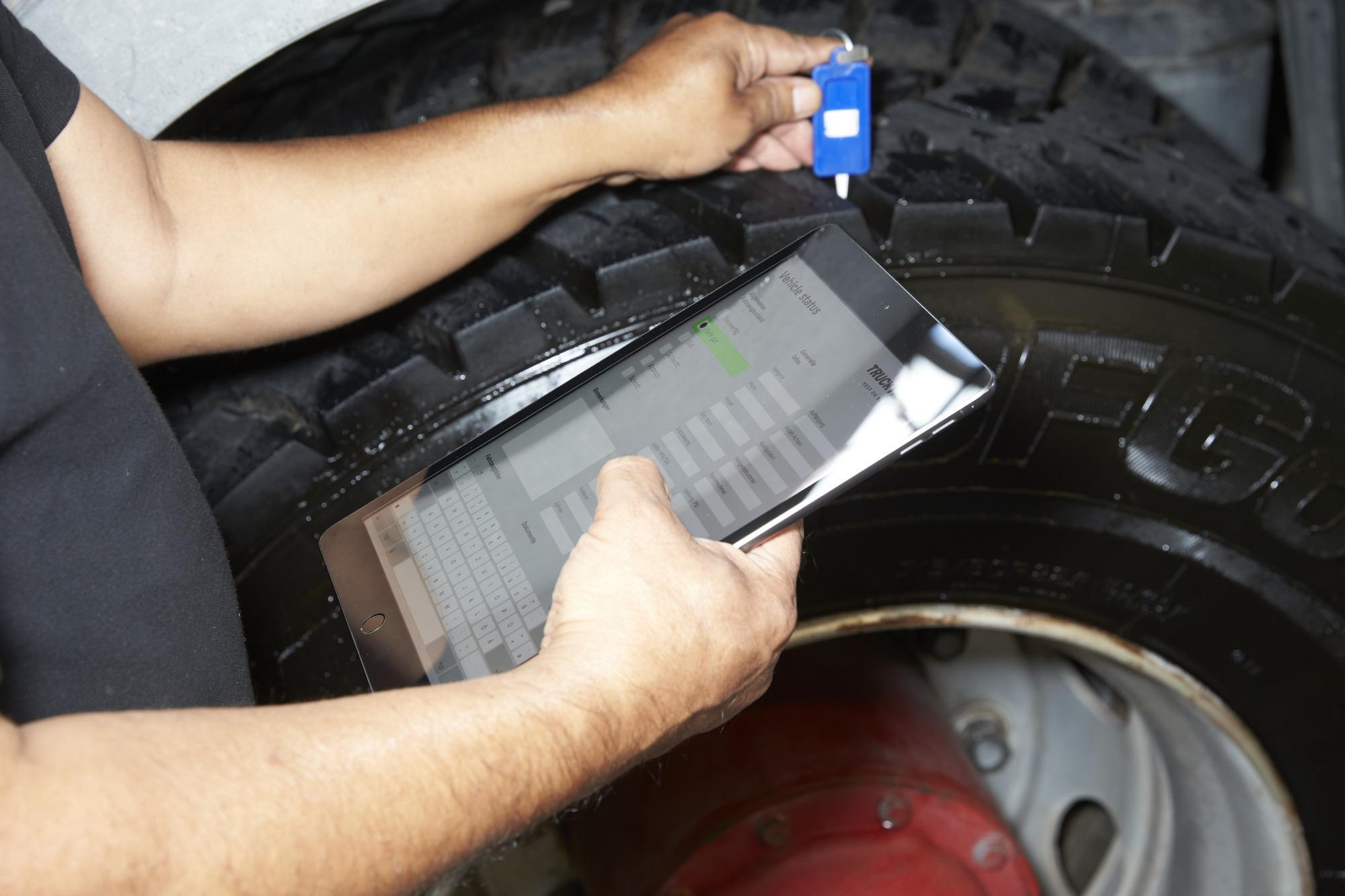 Trucktrade Germany GmbH undefined: photos 3