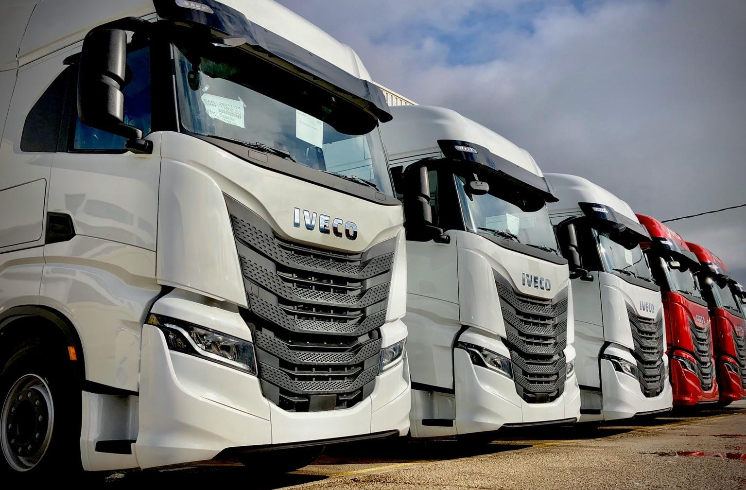 Talleres Fandos, S.L. - Annonce de vente undefined: photos 1