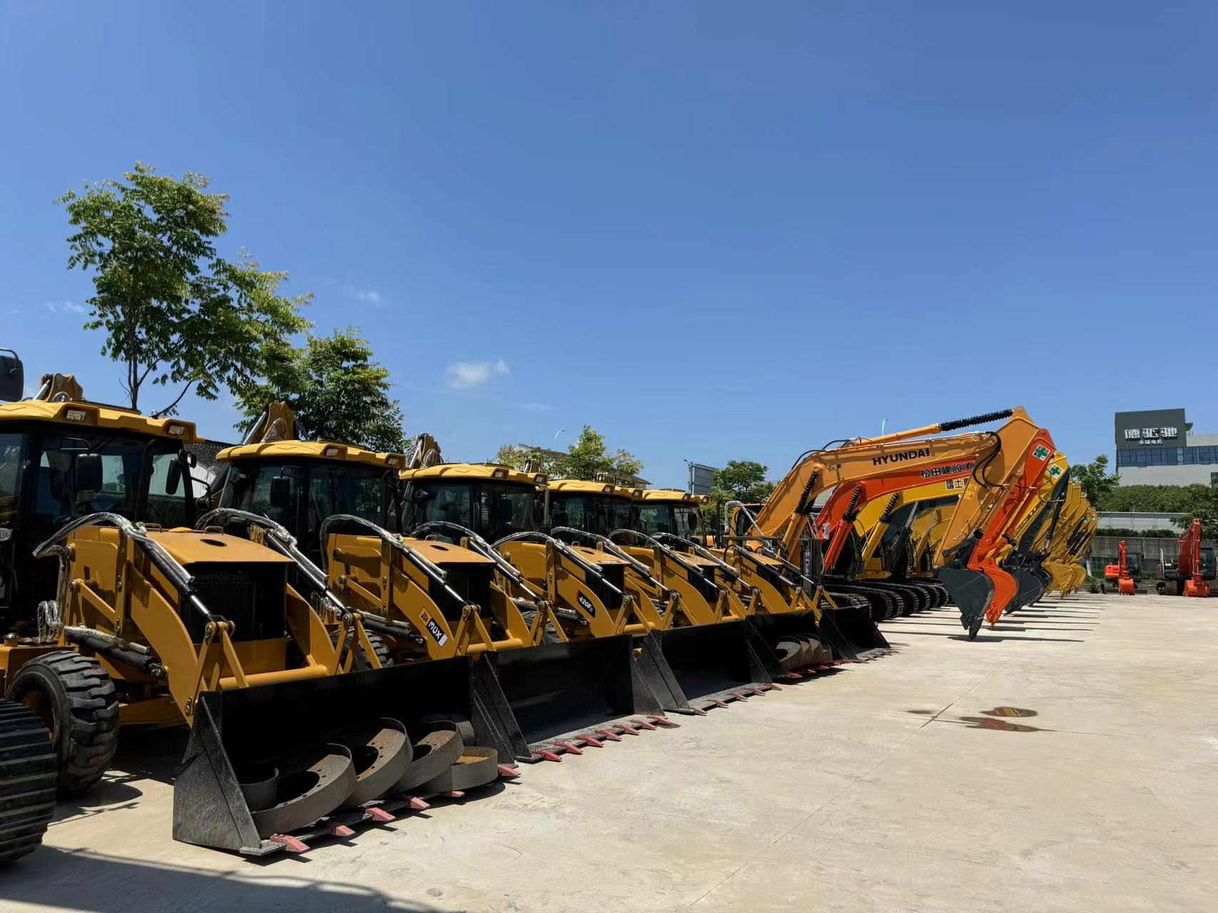 Sunight Development Company Limited - Camions - Année: 2022 undefined: photos 11