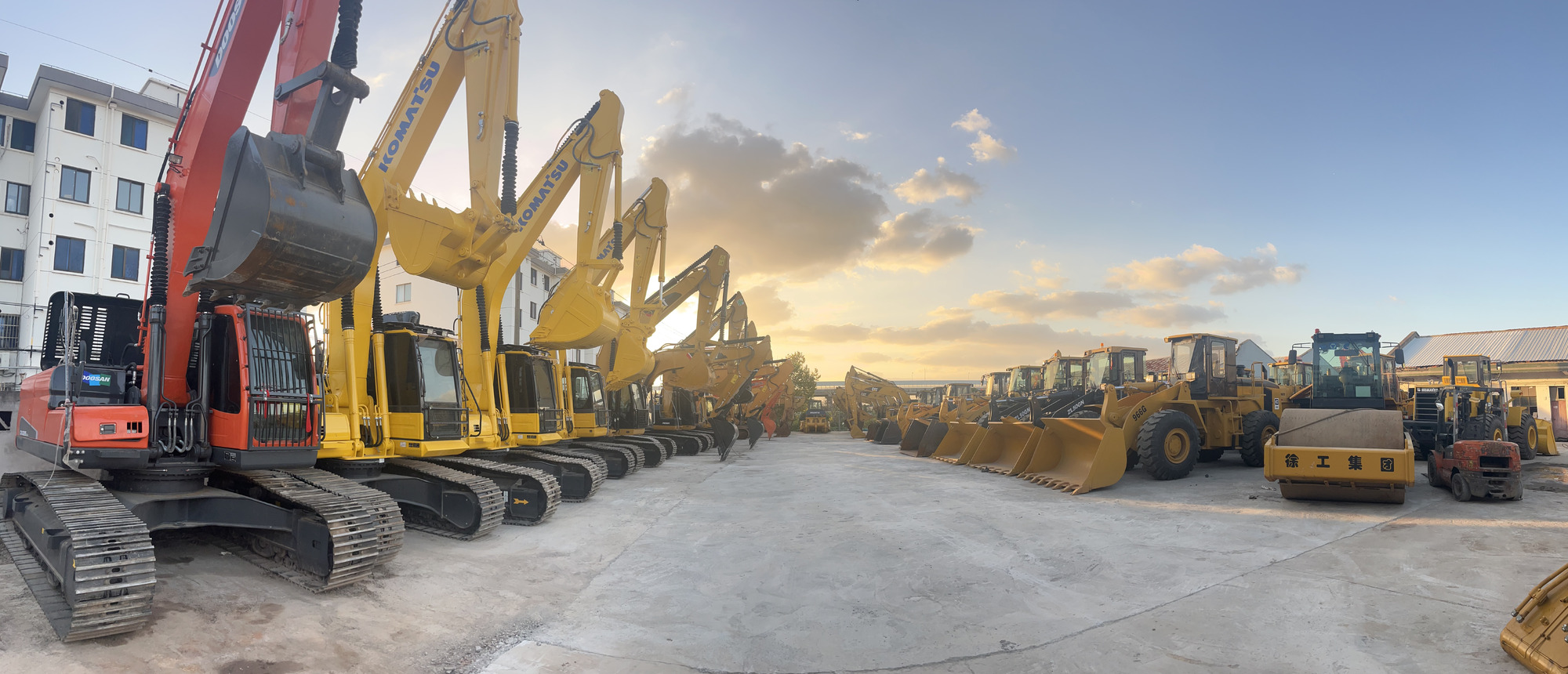 Sunight Development Company Limited - Camions - Année: 2022 undefined: photos 19