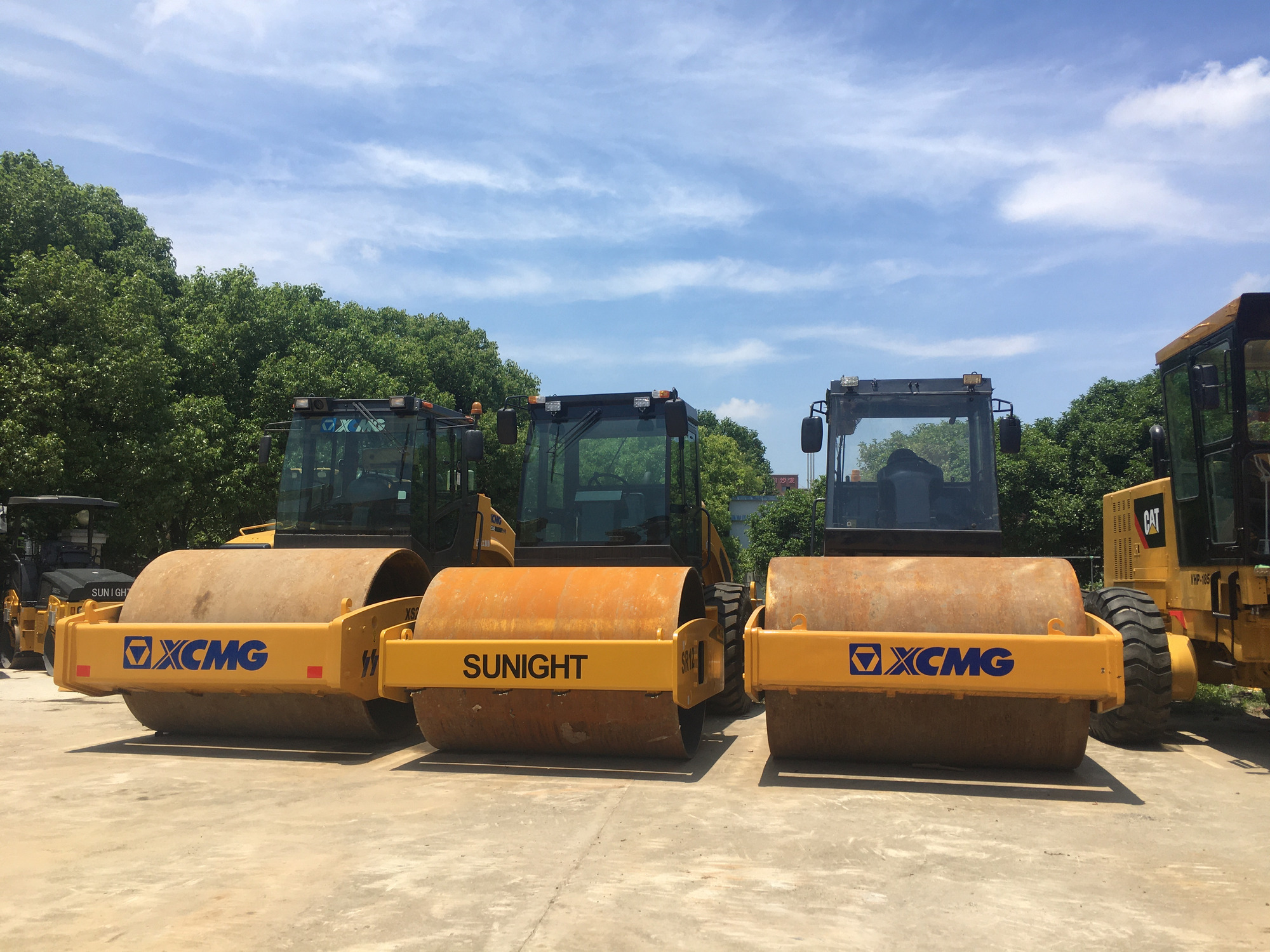 Sunight Development Company Limited - Camions - Année: 2022 undefined: photos 12