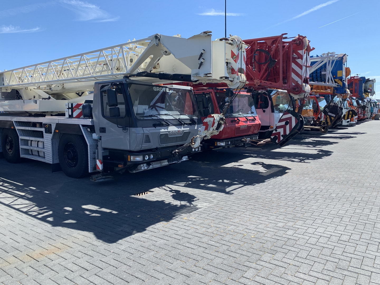 Geurts Trucks B.V. - Tracteurs routiers MERCEDES-BENZ - 8x6, air conditionné undefined: photos 7