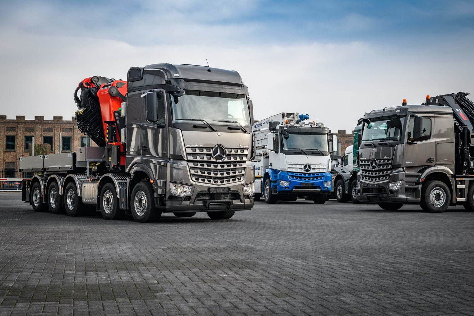 Geurts Trucks B.V. - Tracteurs routiers MERCEDES-BENZ - 8x6, air conditionné undefined: photos 2
