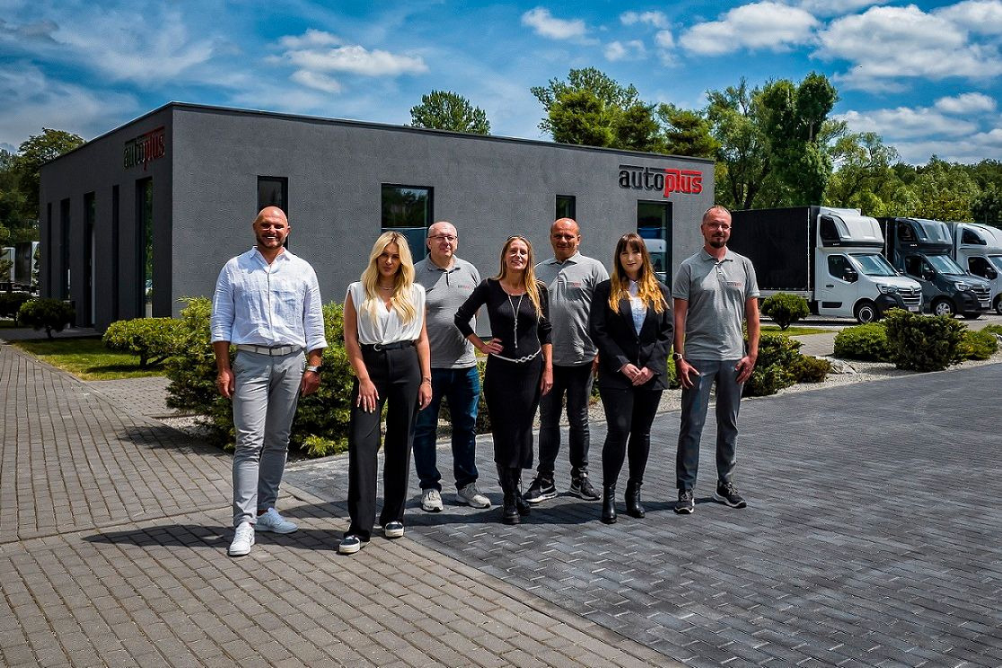 AUTO-PLUS DEALER undefined: photos 4